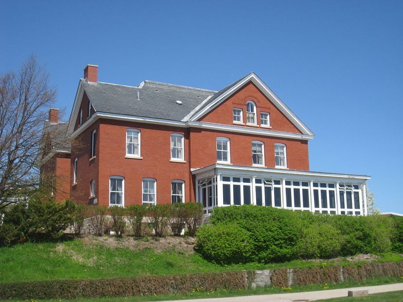 SMCC Realigns: Layoffs, Departmental Cuts as Budgetary Woes Heighten