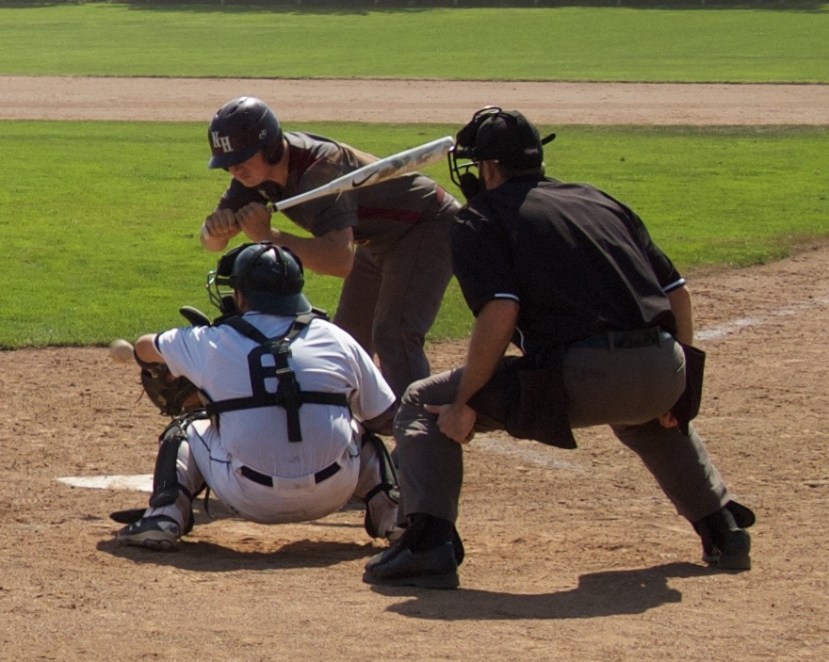 From the Diamonds: Baseball and Softball Start Their Fall Seasons  
