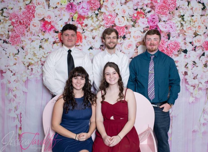 52025723_1264441327040679_7485518334910267392_n