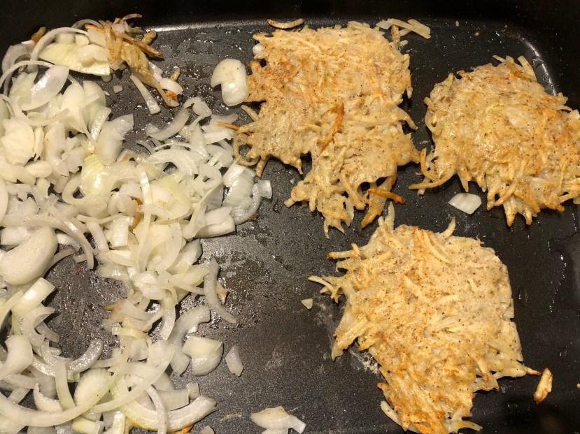 How to Make Ukrainian Potato Pancakes (Deruni)