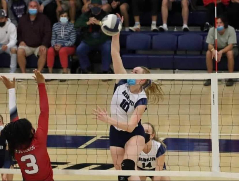 A Kiss Goodbye to SMCC Volleyball